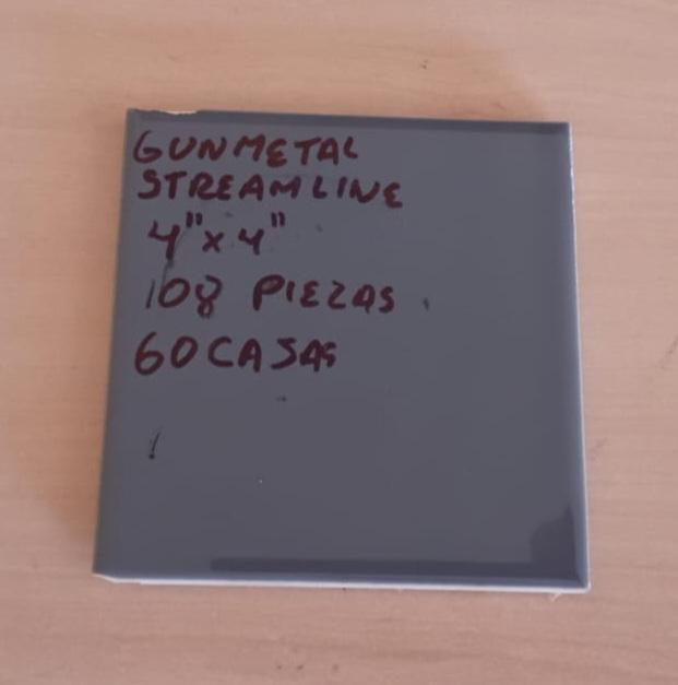 Lote: cerámica — azulejos formato pequeño